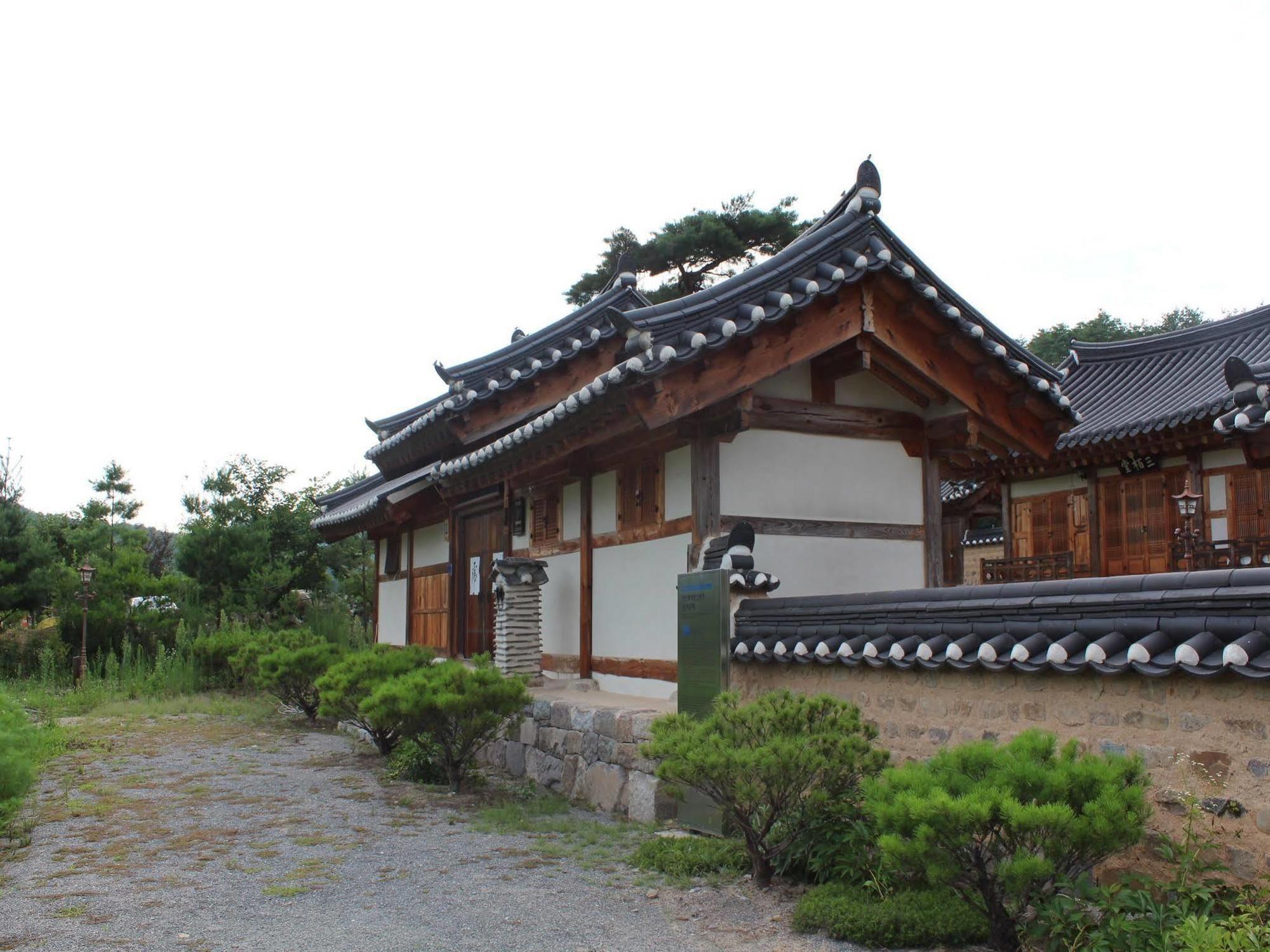 Ongye Jongtaek Hotel Andong Eksteriør billede