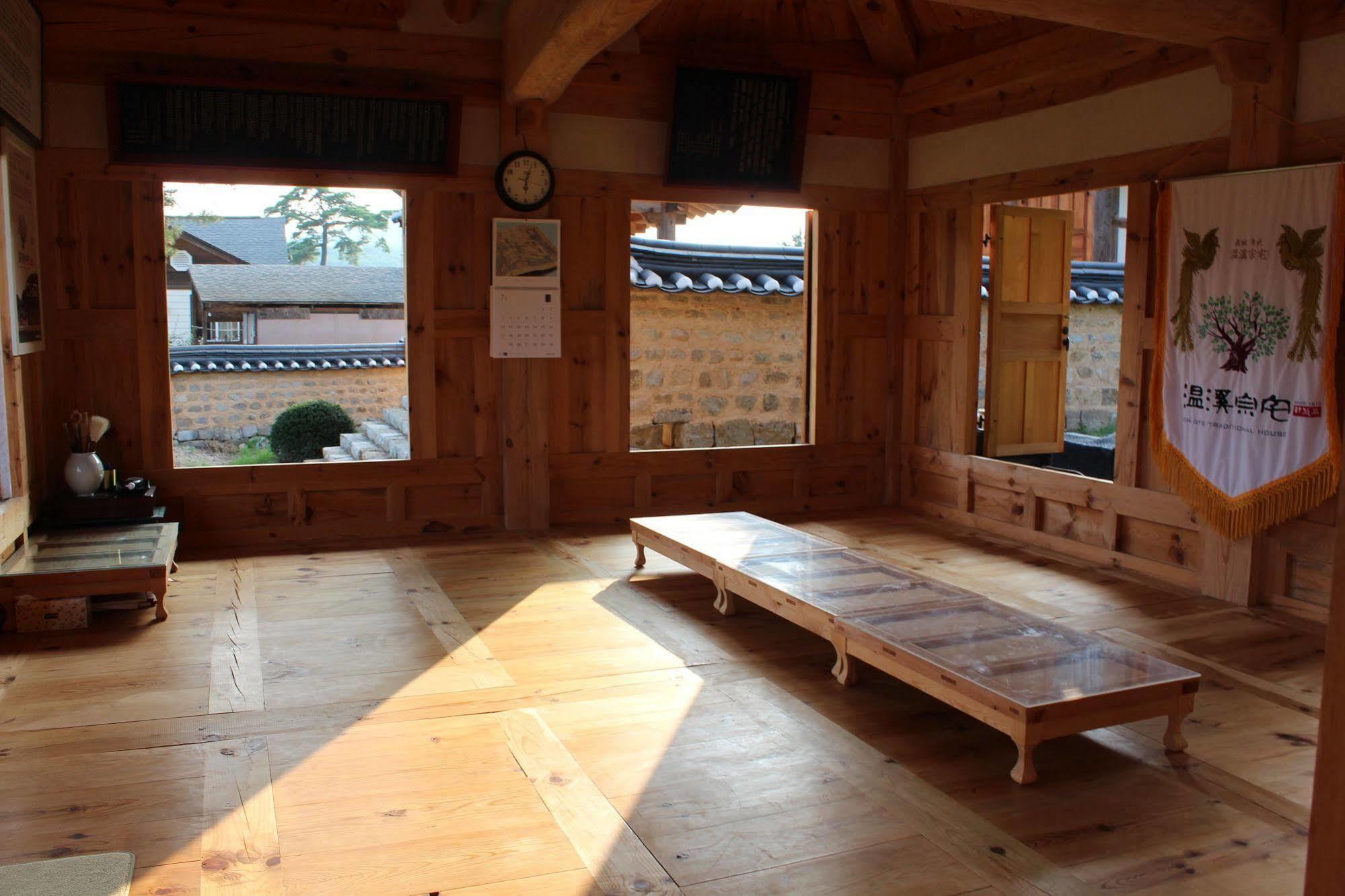 Ongye Jongtaek Hotel Andong Eksteriør billede